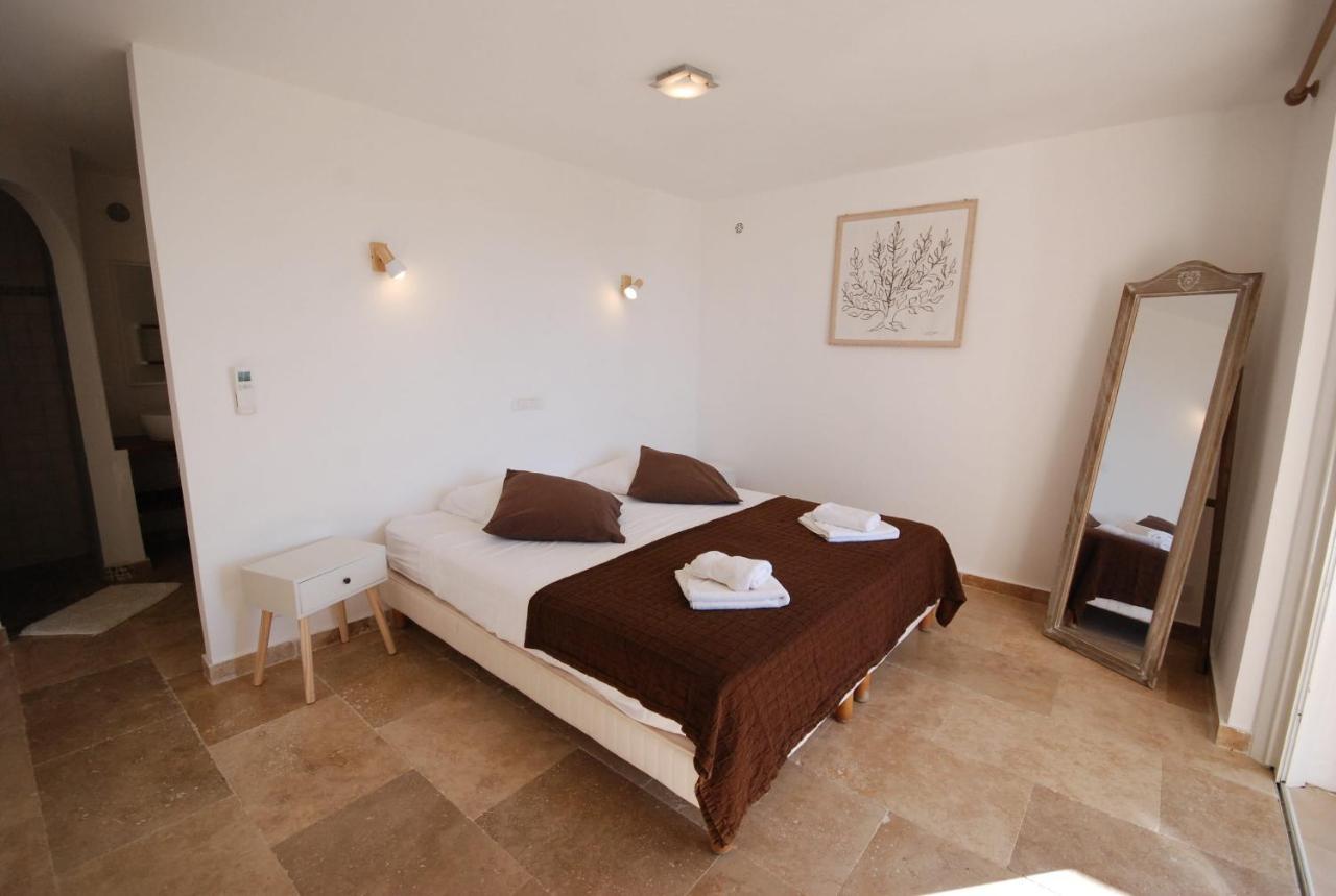 Aloasis Bed and Breakfast Grimaud Eksteriør billede
