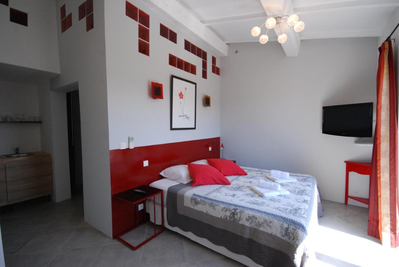 Aloasis Bed and Breakfast Grimaud Eksteriør billede